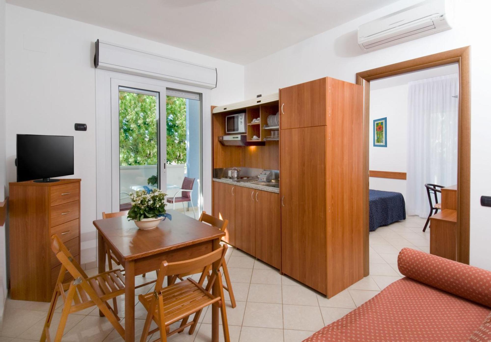 Residence Clipper Giulianova Εξωτερικό φωτογραφία