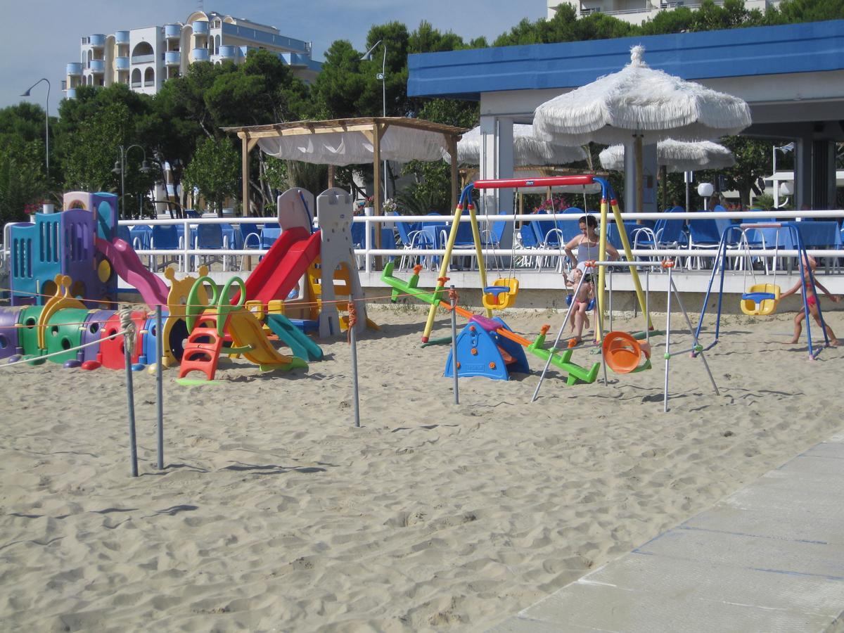 Residence Clipper Giulianova Εξωτερικό φωτογραφία
