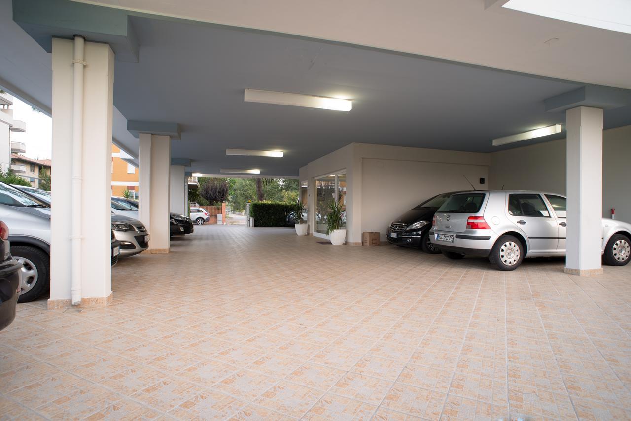 Residence Clipper Giulianova Εξωτερικό φωτογραφία