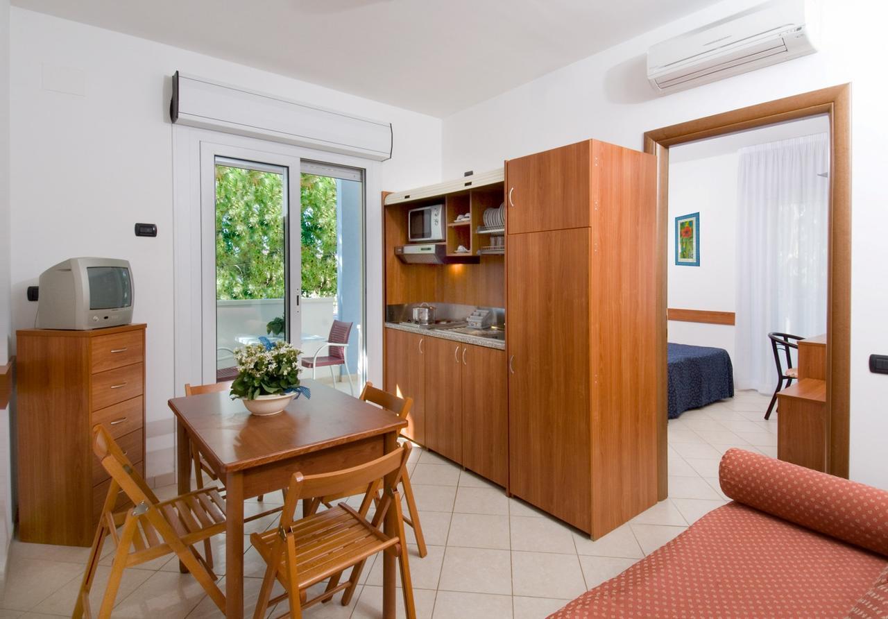 Residence Clipper Giulianova Εξωτερικό φωτογραφία